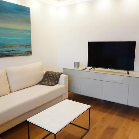 Appartement Modern 2br - 90qm